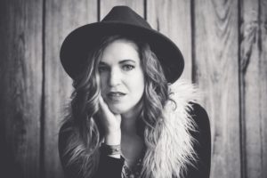 Kate Mills is among the artists who will showcase their talents in the AcousticMusicScene.com room.