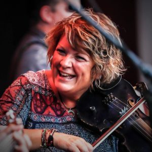 Irish fiddle phenom Eileen Ivers performs during the Milwaukee Irish Fest (Photo: Tim Reilly)