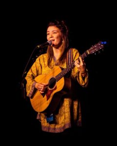 Annie Sumi performs during the 2018 NERFA Conference (Photo: Ethan Baird)
