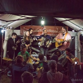 AcousticMusicScene.com Hosts Late-Night Song Swaps at Falcon Ridge Folk Festival